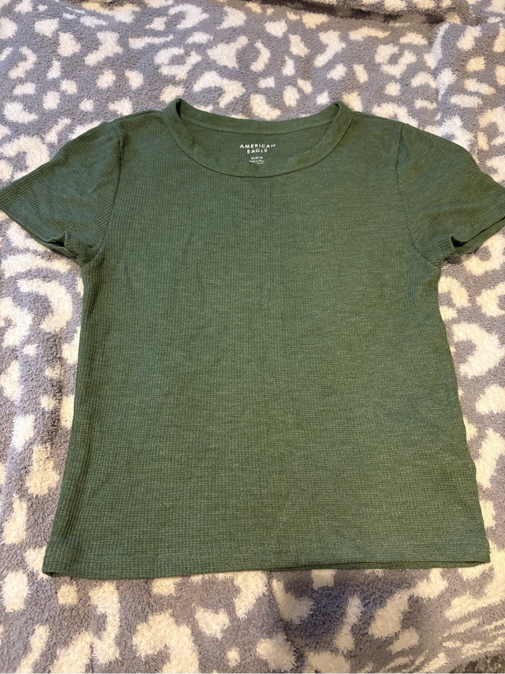 American Eagle Olive Green Ribbed Crew Tee
